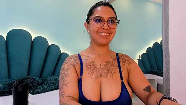 Czat XXX na żywo – sharlott18