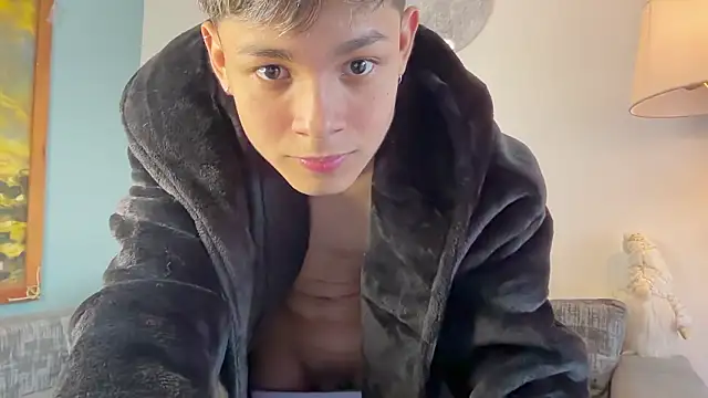 Andy_Belier23 Adlı Modelin Canlı XXX Sohbeti