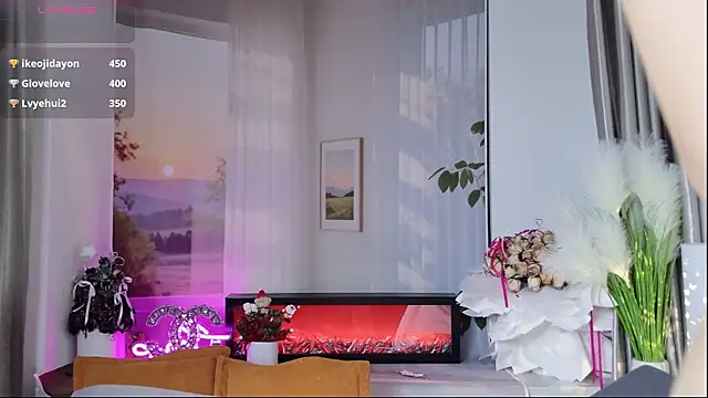 Kiki--2025's Webcam Show