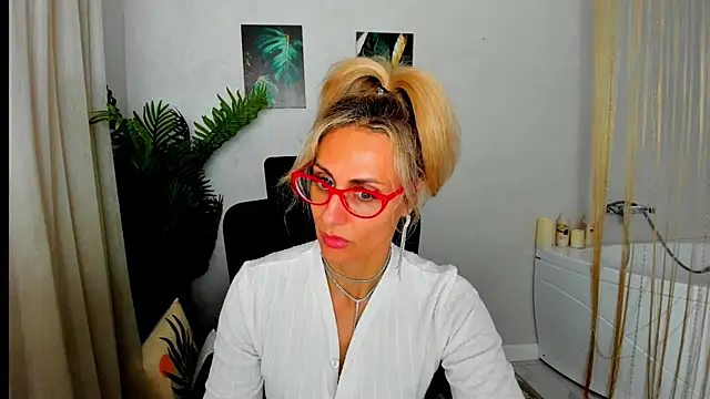 Онлайн чат XXX MuseOfStage