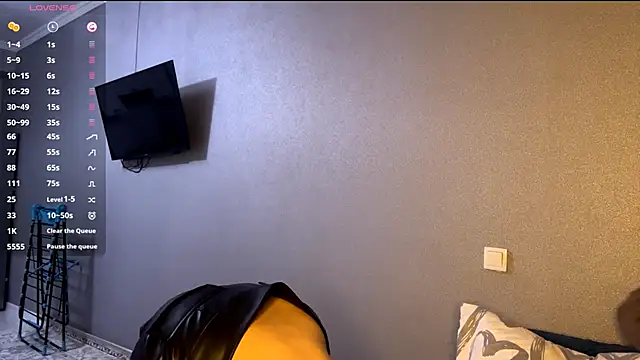 Ur_neighbor_Kira's Live XXX Chat