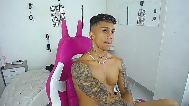 Вебкам-шоу Leonard_Price