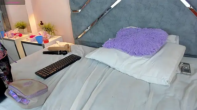 LucciaPorter's Live XXX Chat