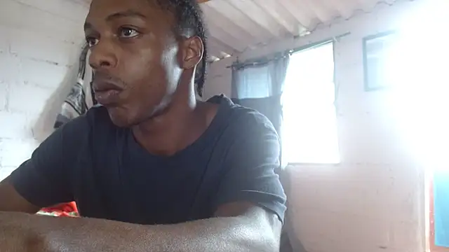 Larry-n-clouds' Live XXX Chat