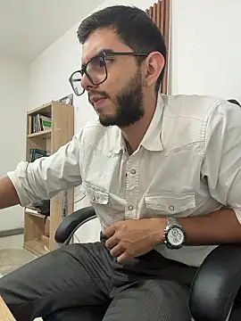 Chat XXX ao vivo de Milosky000