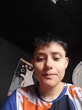 Онлайн чат XXX girl_intense444