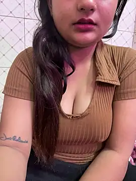 Pokazy przed kamerką – Curvy_Anaya