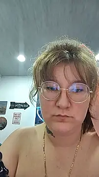 HunnyyLove's Live XXX Chat