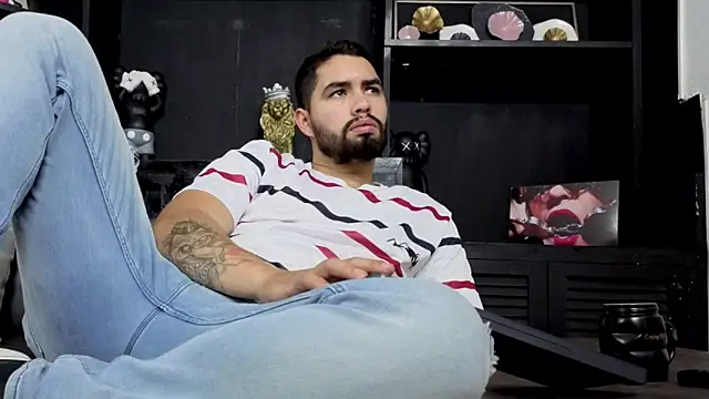 matteosantos: απευθείας συνομιλία ΧΧΧ