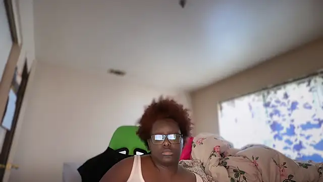 Chat XXX en directo de -Yagurlwest