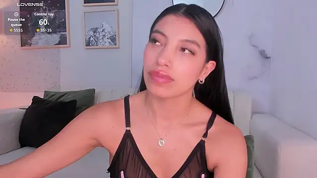 XXX chat uživo modela Tiffany_Low