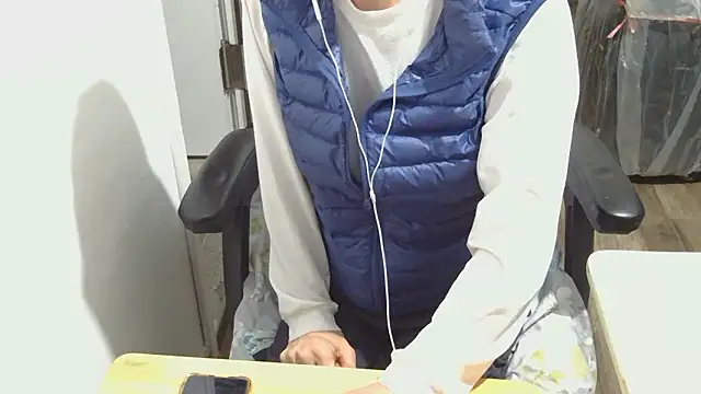 felixlau18's Live XXX Chat