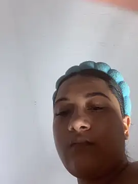 Chat XXX en directo de Leila__Saade