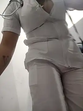 MILA__06 – Live XXX-chat