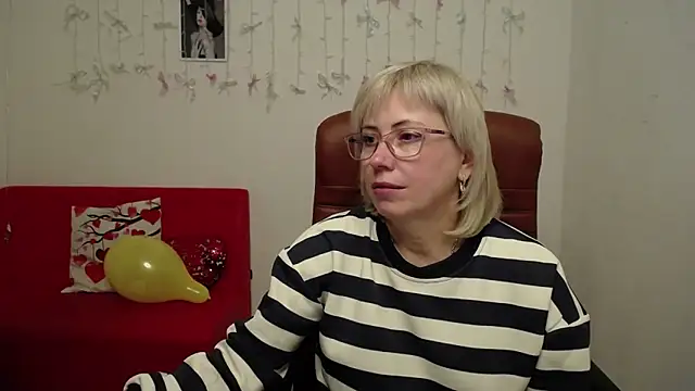 LaurenWishy Live XXX Chat