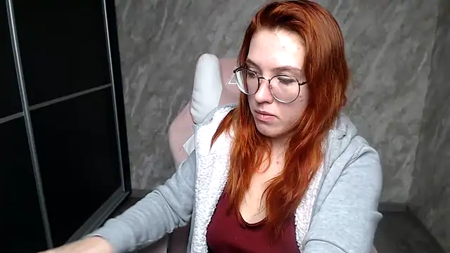 Czat XXX na żywo – Reginasmilee