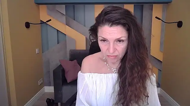 EllaLong Chat XXX live