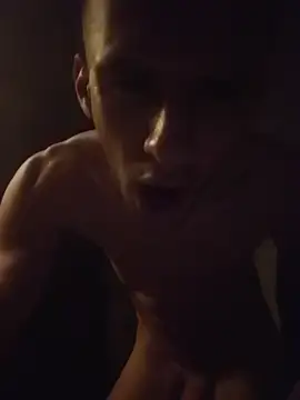 HeverlonPrivate's Live XXX Chat