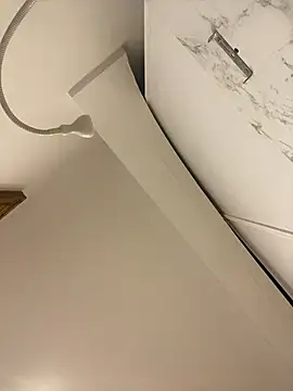 XXX chat uživo modela MonicaMorbida