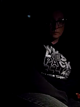 Milfa_nimfomana Chat XXX in diretta