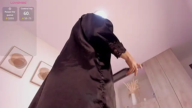 Czat XXX na żywo – Mia_222