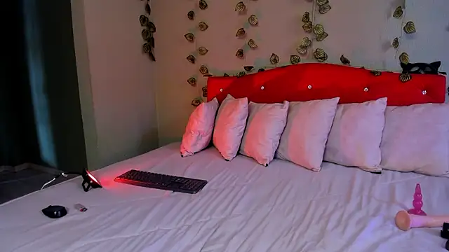 Chatroom XXX en direct de MirandaDream2