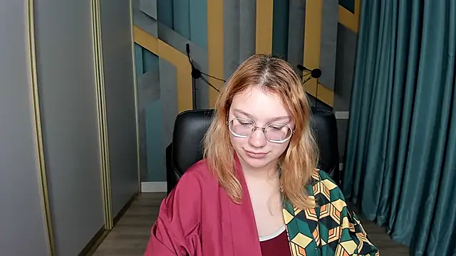 Chatroom XXX en direct de AngelinaLow