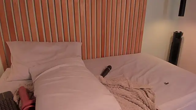 Chatroom XXX en direct de samara_bxx1