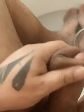 Bigmanone12's Live XXX Chat