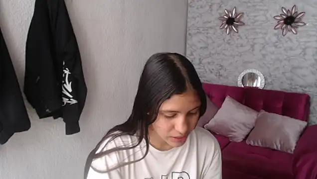 Evagirl69's Live XXX Chat