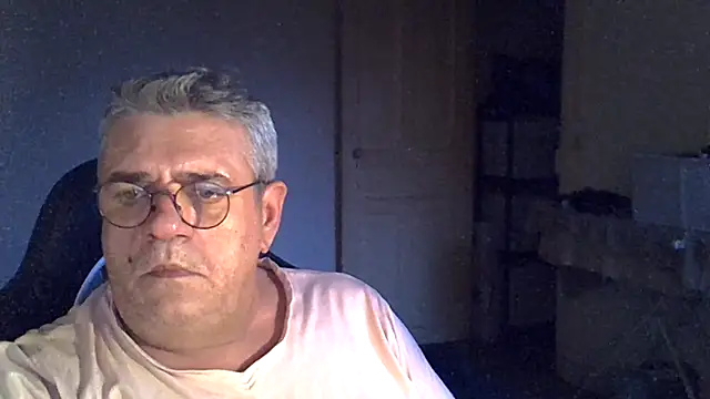 _hippo_'s Live XXX Chat