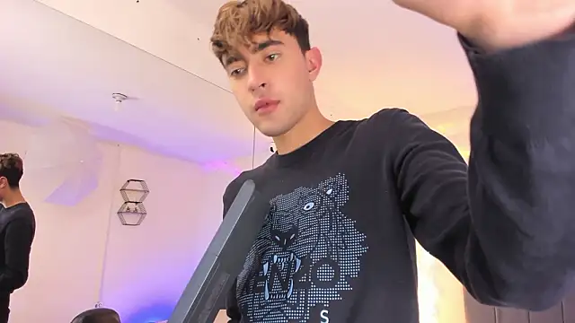 JustinCastiblanco's Live XXX Chat