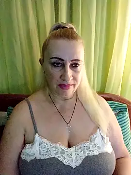 XXX chat uživo modela Esenia505