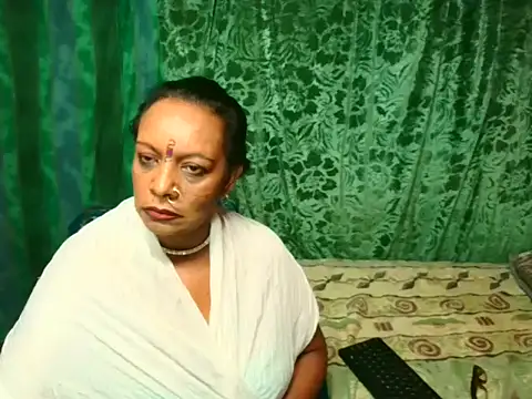 indianace69's Live XXX Chat