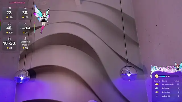 YaraShineのライブXXXチャット