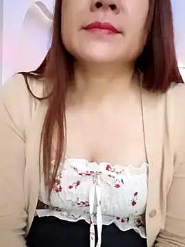 Lily-ross22's Webcam Show