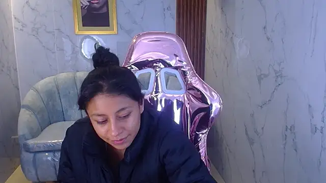 Chatroom XXX en direct de serabella_s