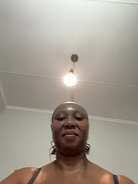 Bootyliciouse21X – Live XXX-chat