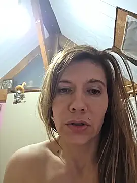 Lina_lou4 Chat XXX in diretta