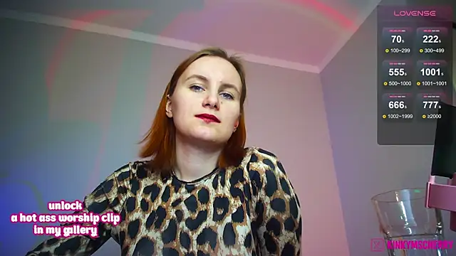 Chatroom XXX en direct de KinkyMissCherry