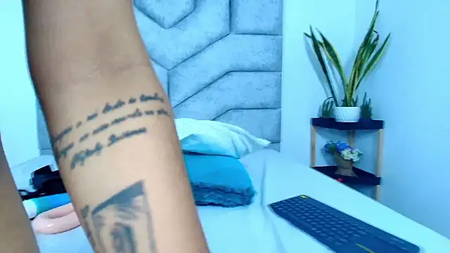 Czat XXX na żywo – KimberlyFox_t