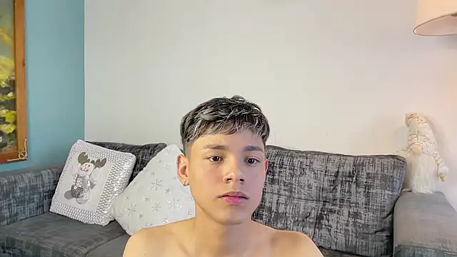 Andy_Belier23's Live XXX Chat