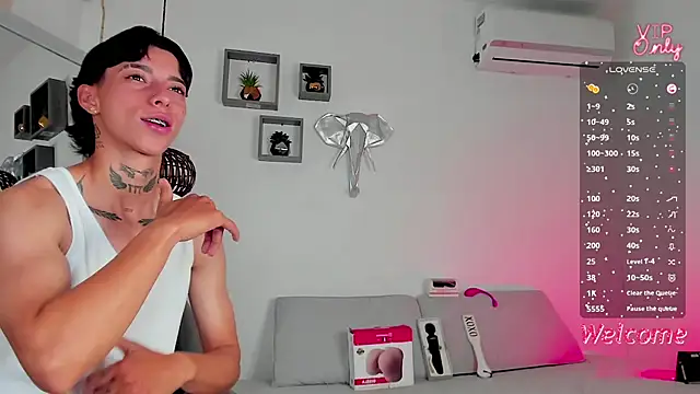 AmberAdams_のライブXXXチャット