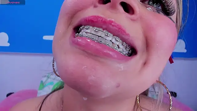 miss__evoletのライブXXXチャット