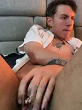 Chat XXX ao vivo de NaytonFreeman