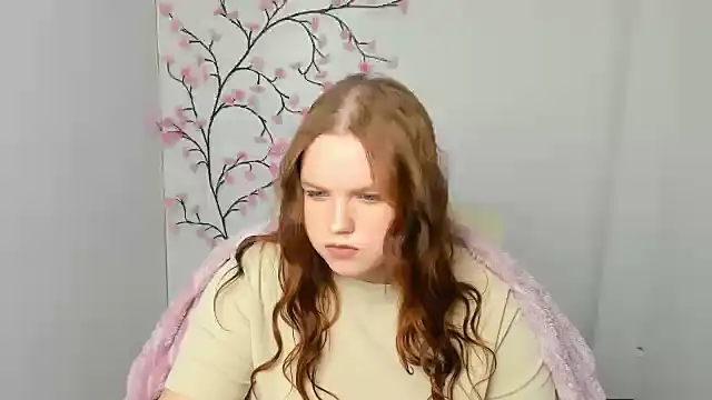 Kitty_Mia_Kitty live XXX chat