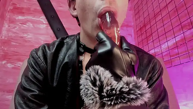 Eliot_X's Live XXX Chat