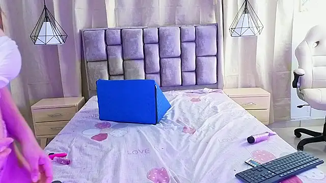 scarlettjohnson_'s Live XXX Chat