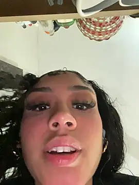 badbaby187 লাইভ XXX চ্যাট