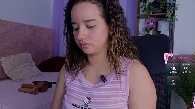 emilyrouxe's Live XXX Chat